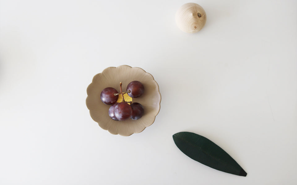 Otchil Flower Small Plate - Beige