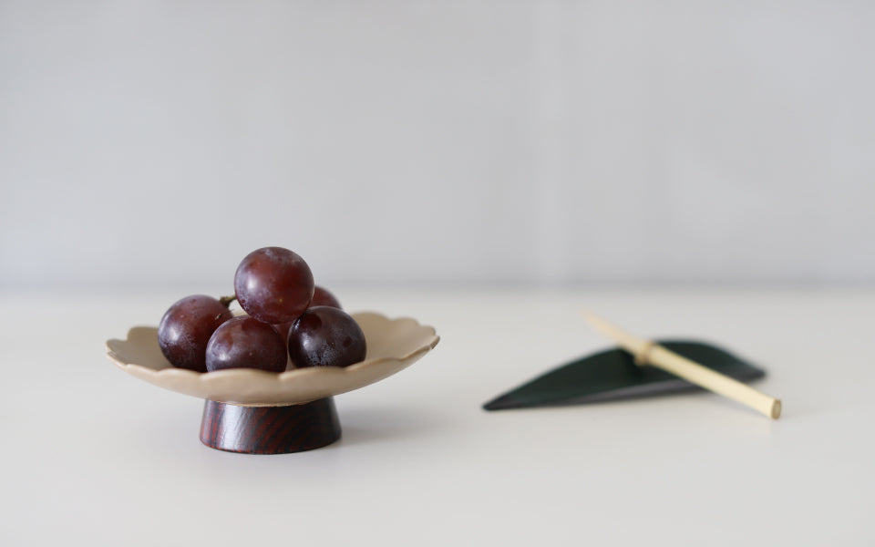 Otchil Flower Small Plate - Beige