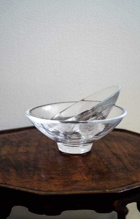 Glass Bowls (L)