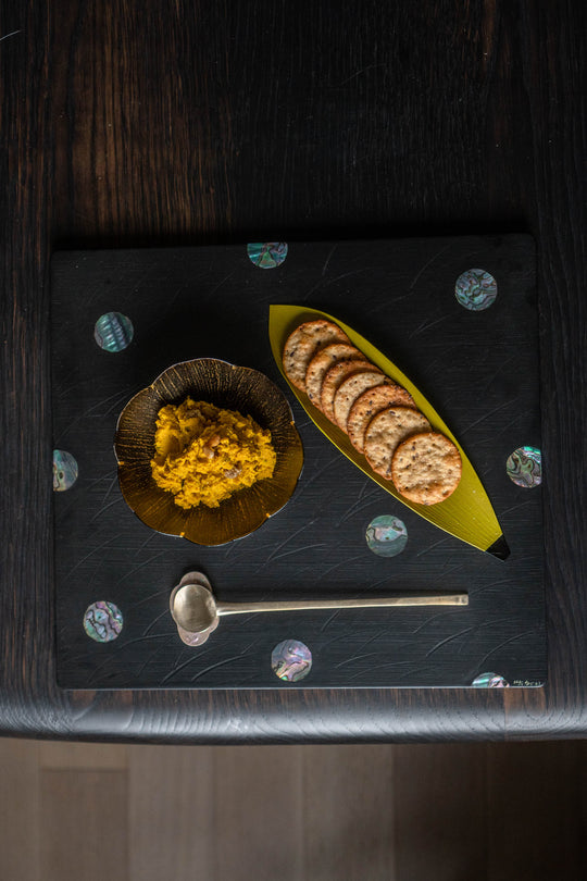 [PRE-ORDER] Mother of Pearl Droplet on the Lacquered Placemat