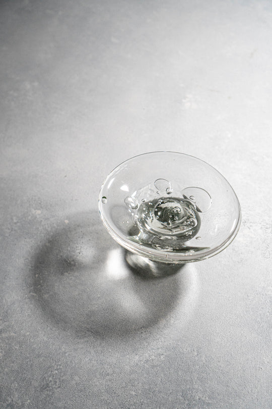 Water droplet plate stand (small)