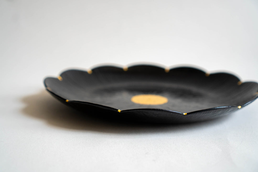 Otchil Flower Plate - Black