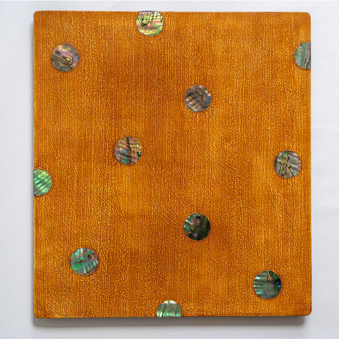 [PRE-ORDER] Mother of Pearl Droplet on the Lacquered Placemat