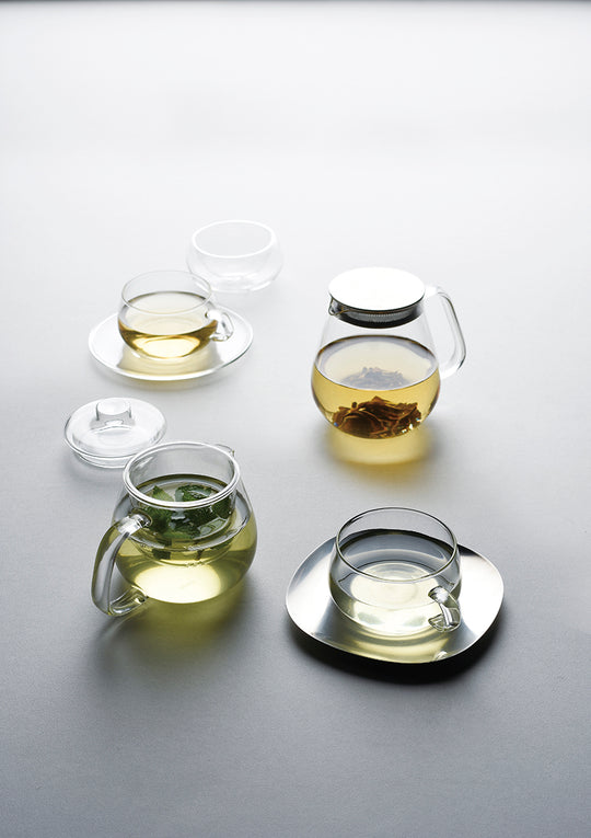 UNITEA teapot with a separate filter