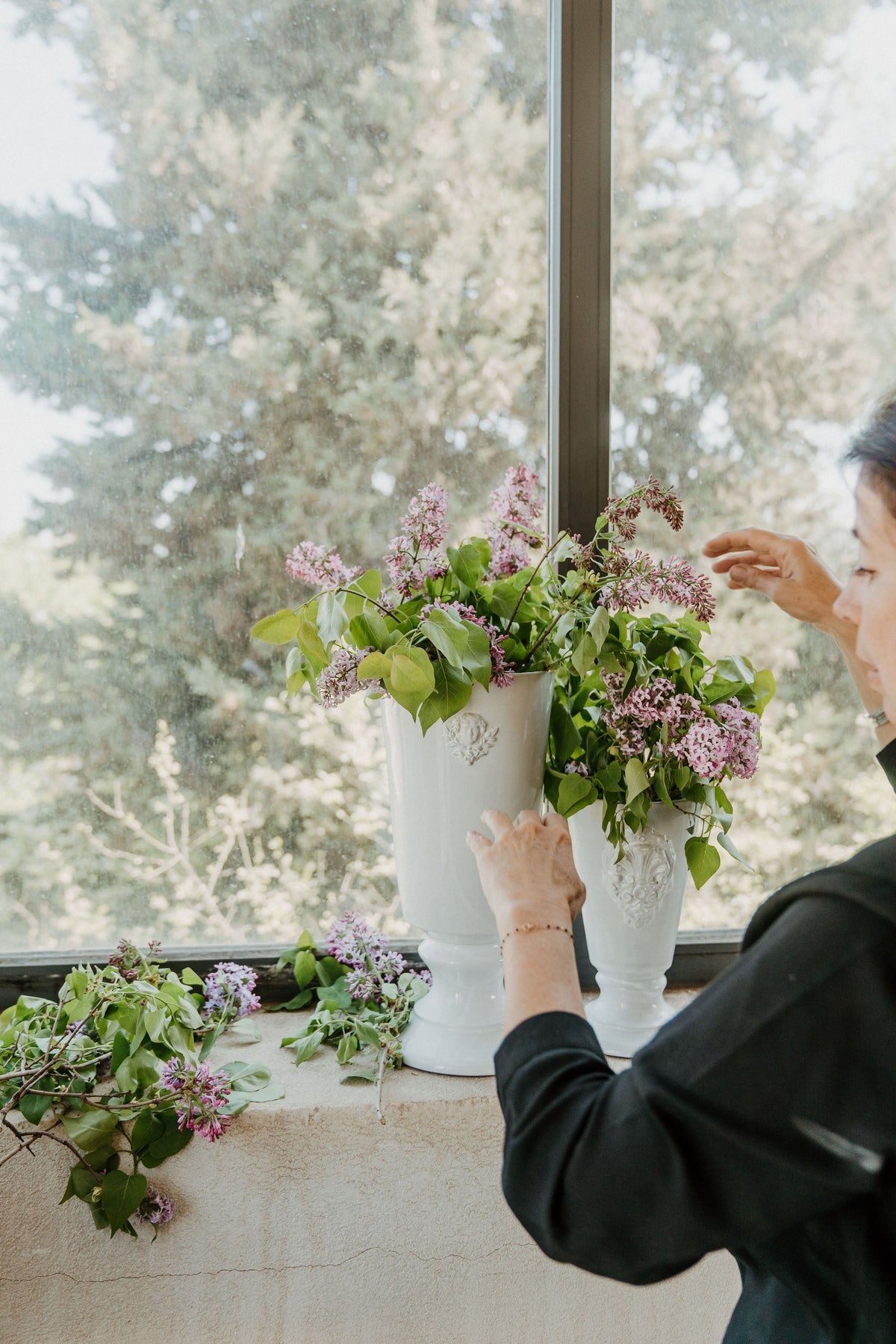 Mon Jules Footed Vase - Leef NYC -Carron Paris