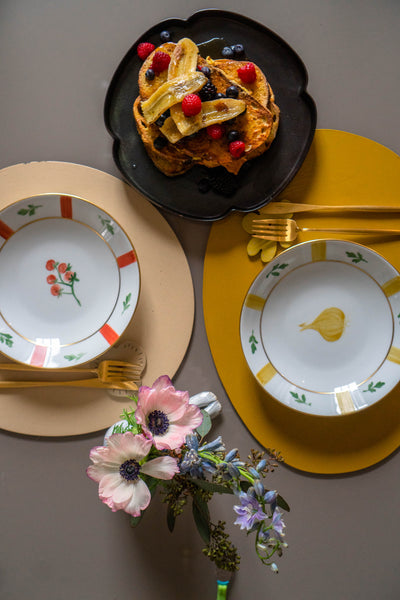 Black Glaze Clove Plate