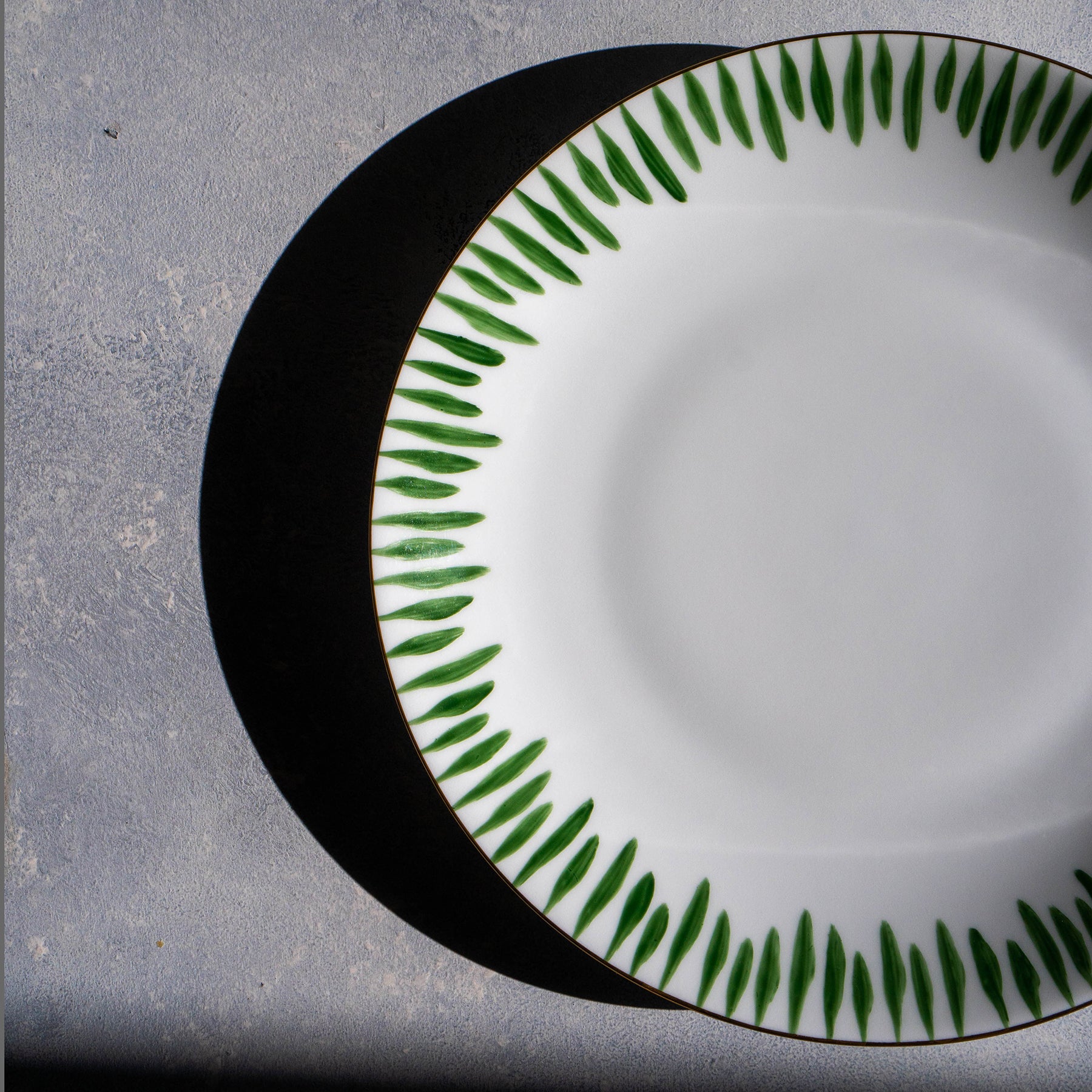Allée De Cyprès Dinner Plate – Leef NYC