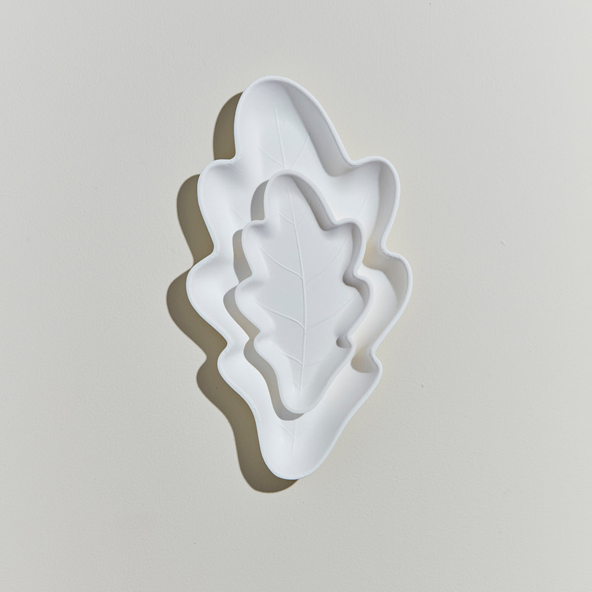 Oak Leaf Paper Plates