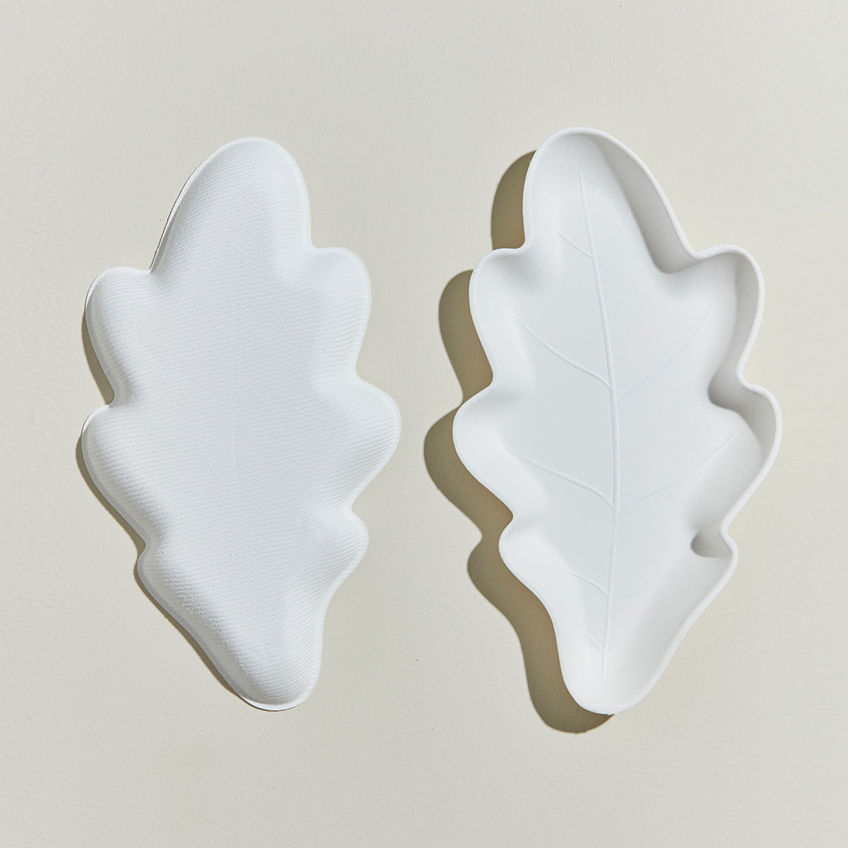 Oak Leaf Paper Plates